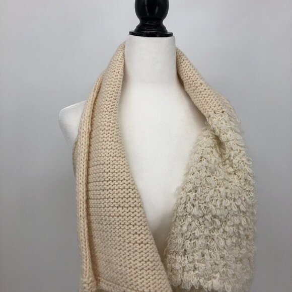 Cecile Bénac Creme Wool Alpaca Polyamide Vest Cardigan Contrast Fuzzy Knit SP - Picture 7 of 16